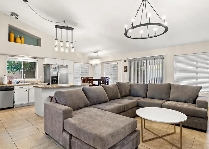 Upgraded 4br With Pool & Near Golf * Scottsdale